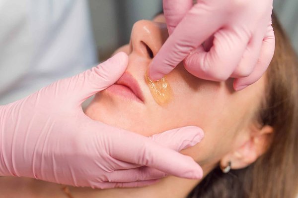 Épilation à haute fréquence: adieu aux poils en 2024